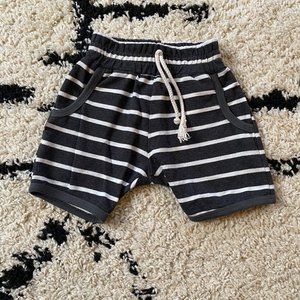 Childhoods Clothing retro shorts in charcoal grey stripe, Size 5T